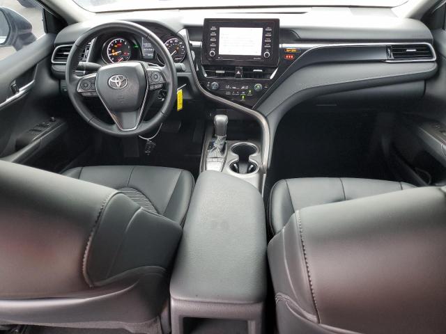 4T1G11AK4RU889775 - 2024 TOYOTA CAMRY SE NIGHT SHADE WHITE photo 8