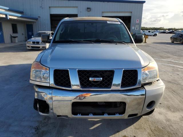 1N6BA06AX6N515277 - 2006 NISSAN TITAN XE SILVER photo 5