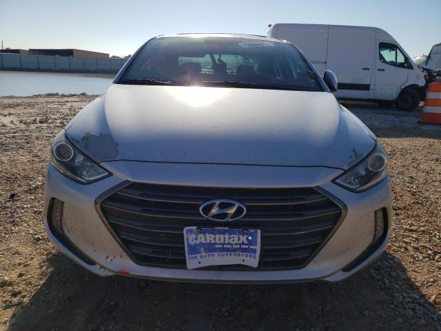 5NPD84LF2HH106109 - 2017 HYUNDAI ELANTRA SE SILVER photo 5