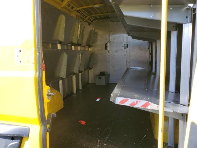 3C6URVJG1GE108085 - 2016 RAM PROMASTER 3500 HIGH Żółty zdjęcie 10