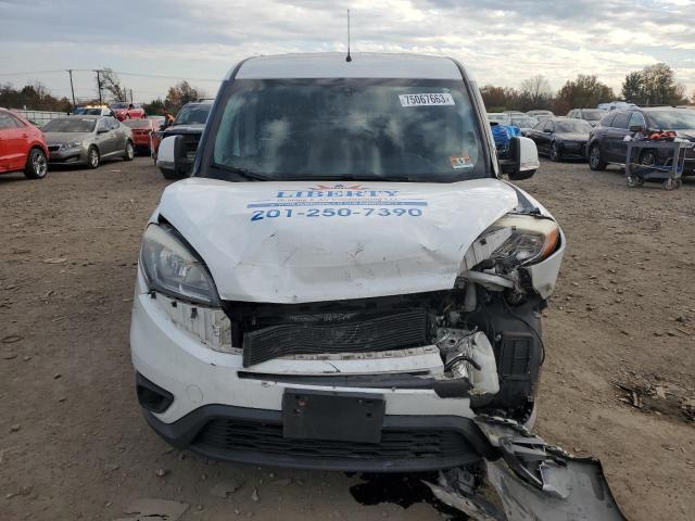 ZFBERFBB5H6E10336 - 2017 RAM PROMASTER SLT 白色 照片 5