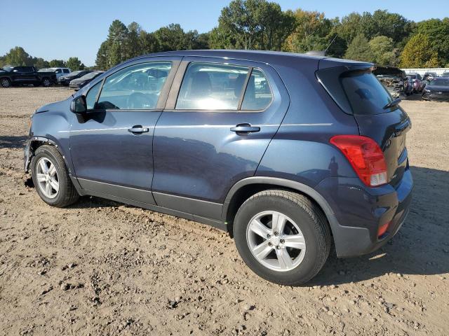 3GNCJKSB5JL350451 - 2018 CHEVROLET TRAX LS BLUE photo 2