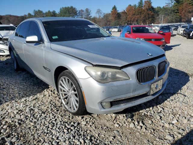 WBAKC6C55ACL67712 - 2010 BMW 750 I XDRIVE WHITE photo 4