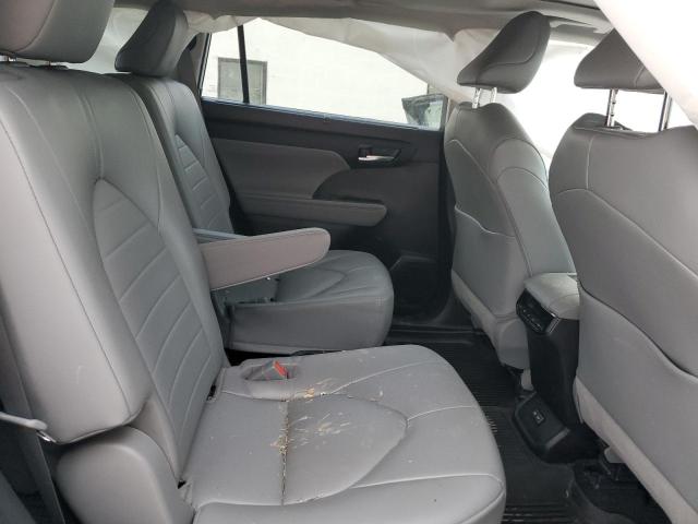 5TDGZRBH1NS176815 - 2022 TOYOTA HIGHLANDER XLE Gümüş foto 10