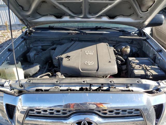 5TFJU4GN2BX010606 - 2011 TOYOTA TACOMA DOUBLE CAB PRERUNNER SILVER photo 11