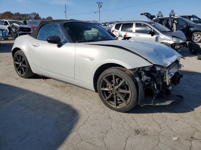 JM1NDAC76G0116399 - 2016 MAZDA MX-5 MIATA CLUB WHITE photo 4