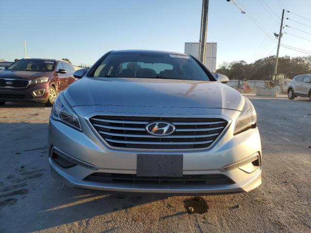 5NPE24AF0FH145545 - 2015 HYUNDAI SONATA SE SILVER photo 5