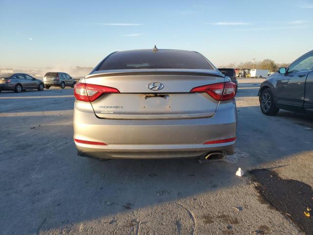 5NPE24AF0FH145545 - 2015 HYUNDAI SONATA SE SILVER photo 6