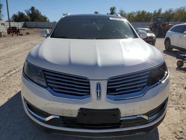 2LMPJ8LP8GBL38600 - 2016 LINCOLN MKX RESERVE WHITE photo 5