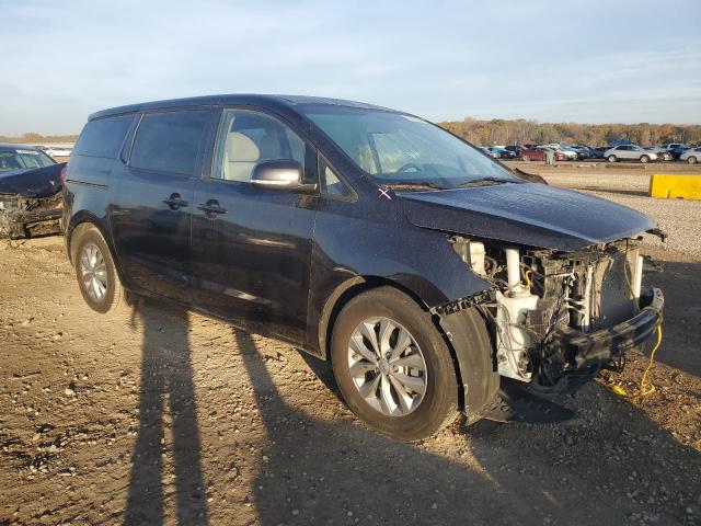 KNDMB5C11K6535707 - 2019 KIA SEDONA LX GRAY photo 4