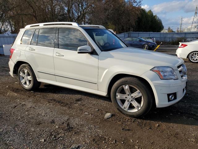 WDCGG8HBXBF678117 - 2011 MERCEDES-BENZ GLK 350 4MATIC WHITE photo 4