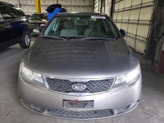 KNAFU4A25B5403562 - 2011 KIA FORTE EX GRAY photo 5