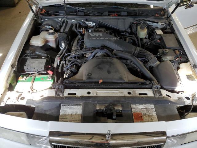 1LNLM81W8PY692356 - 1993 LINCOLN TOWN CAR EXECUTIVE WHITE photo 11