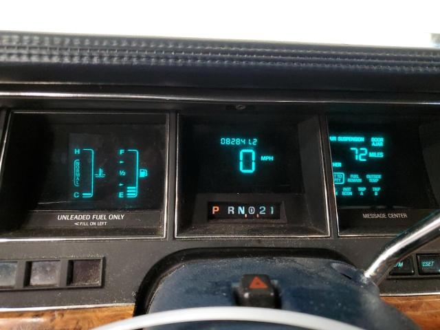 1LNLM81W8PY692356 - 1993 LINCOLN TOWN CAR EXECUTIVE WHITE photo 9