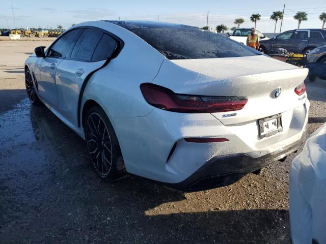 WBAGV8C06RCR92096 - 2024 BMW M850XI WHITE photo 2