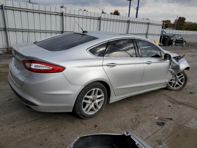 3FA6P0HD1GR250778 - 2016 FORD FUSION SE SILVER photo 3