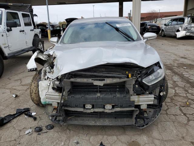 3FA6P0HD1GR250778 - 2016 FORD FUSION SE SILVER photo 5