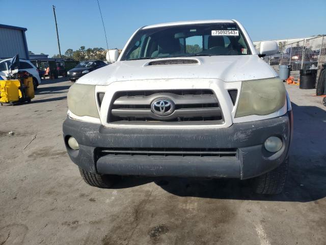 5TETU4GN9AZ709439 - 2010 TOYOTA TACOMA PRERUNNER ACCESS CAB WHITE photo 5