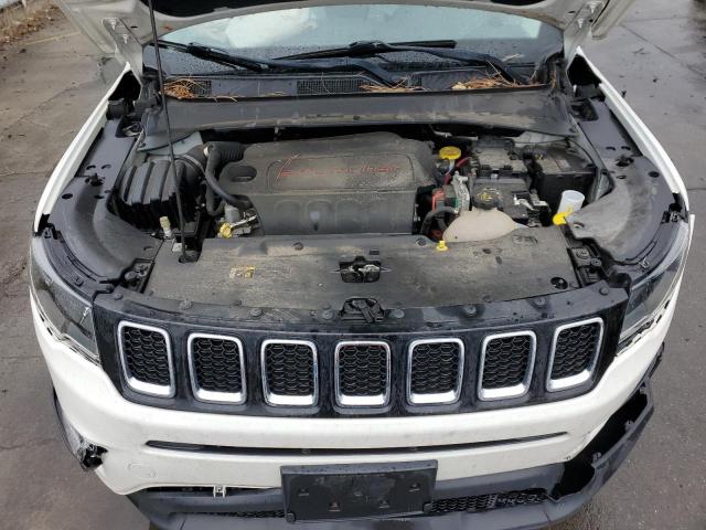 3C4NJCBB0JT102485 - 2018 JEEP COMPASS LATITUDE WHITE photo 12