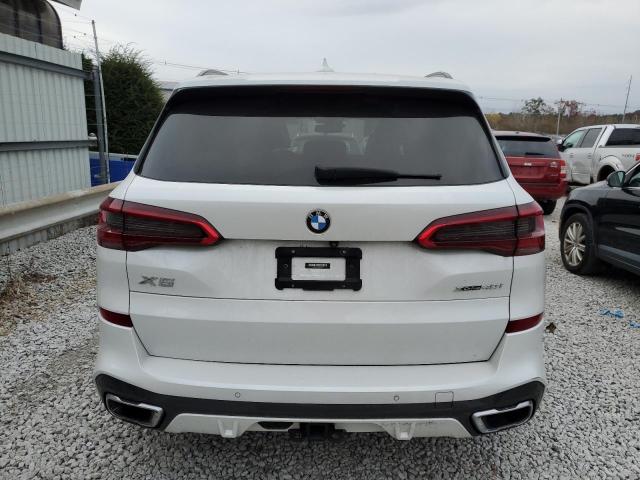 5UXCR6C55KLL11307 - 2019 BMW X5 XDRIVE40I WHITE photo 6