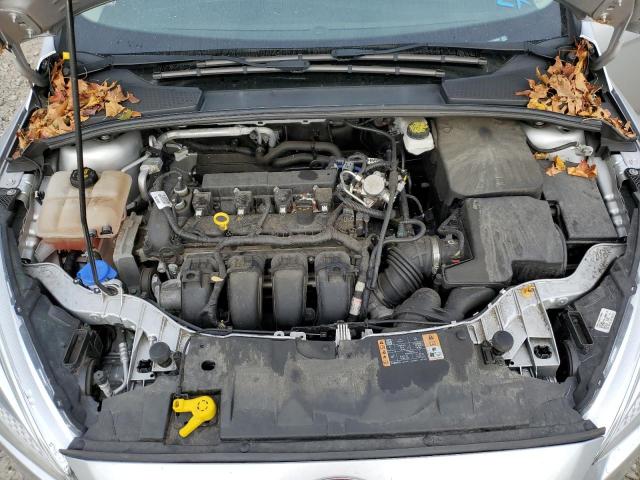 1FADP3F25JL306494 - 2018 FORD FOCUS SE SILVER photo 11