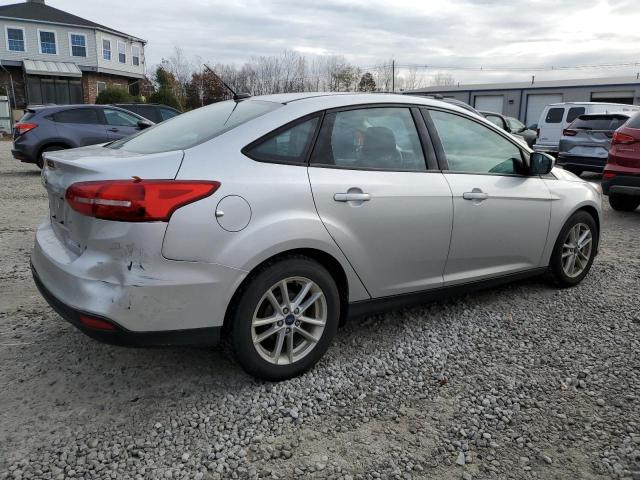 1FADP3F25JL306494 - 2018 FORD FOCUS SE SILVER photo 3