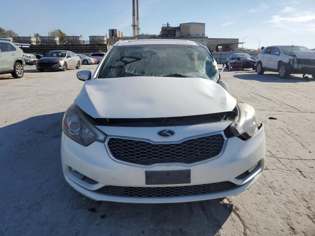 KNAFZ4A85F5374334 - 2015 KIA FORTE EX WHITE photo 5