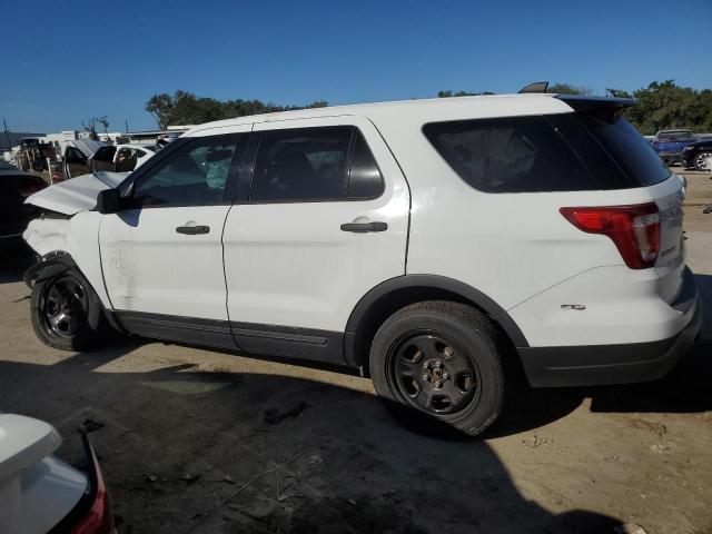 1FM5K8AR4JGB19282 - 2018 FORD EXPLORER POLICE INTERCEPTOR WHITE photo 2