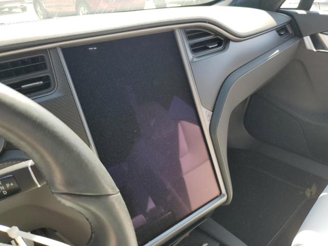 5YJSA1E43KF337399 - 2019 TESLA MODEL S WHITE photo 9