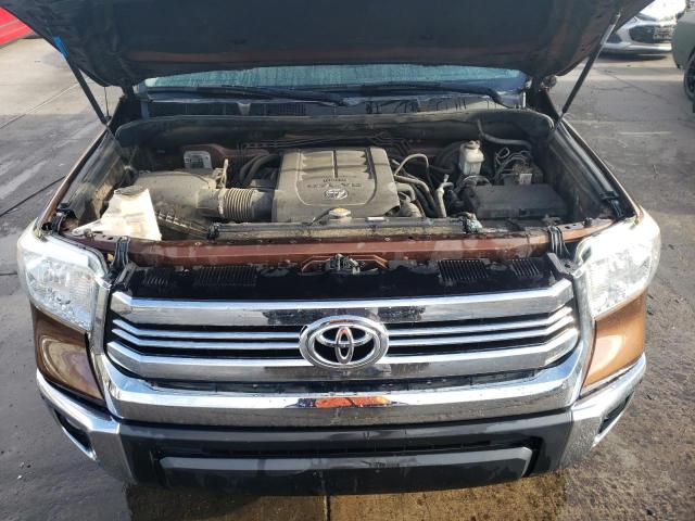 5TFUW5F16GX515664 - 2016 TOYOTA TUNDRA DOUBLE CAB SR/SR5 BROWN photo 11