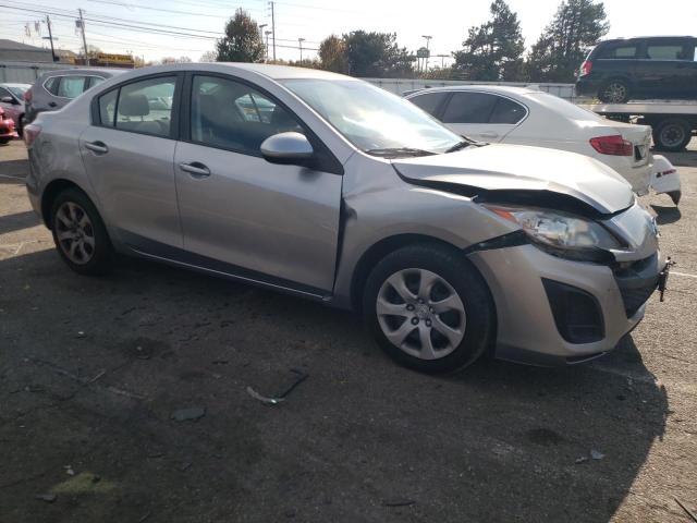 JM1BL1UG2B1494064 - 2011 MAZDA 3 I SILVER photo 4