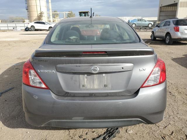 3N1CN7AP0KL840369 - 2019 NISSAN VERSA S GRAY photo 6