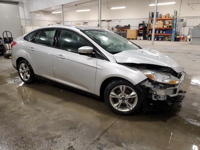 1FADP3F21EL254142 - 2014 FORD FOCUS SE SILVER photo 4