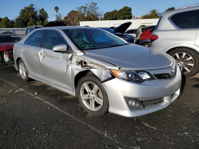 4T1BF1FK7EU312043 - 2014 TOYOTA CAMRY L SILVER photo 4