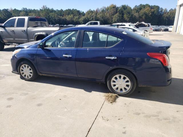 3N1CN7APXJL845951 - 2018 NISSAN VERSA S BLUE photo 2