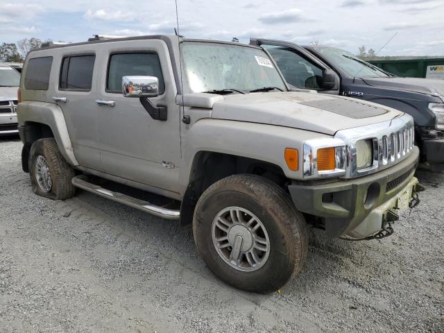 5GTEN13LX88131610 - 2008 HUMMER H3 ALPHA GOLD photo 4