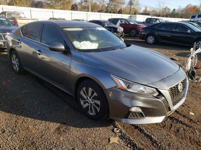 1N4BL4BV5KC110954 - 2019 NISSAN ALTIMA S BLACK photo 4