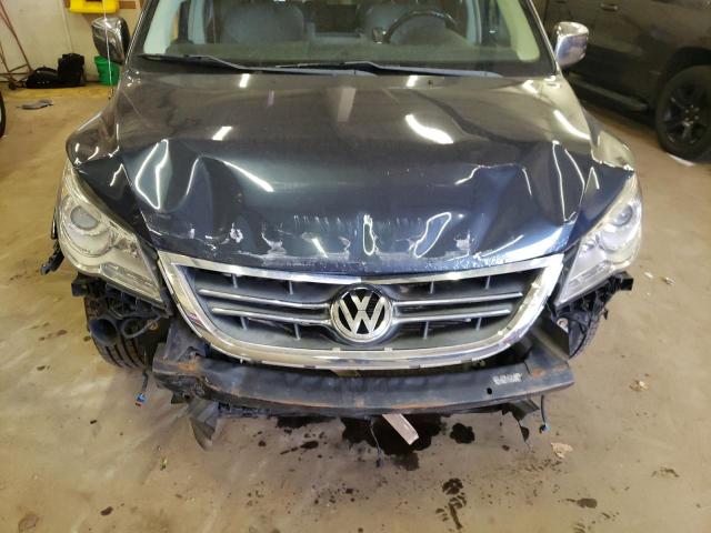 2V8HW64X49R556198 - 2009 VOLKSWAGEN ROUTAN SEL PREMIUM BLACK photo 12