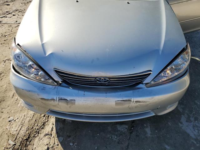 4T1BE30K65U630467 - 2005 TOYOTA CAMRY LE SILVER photo 11