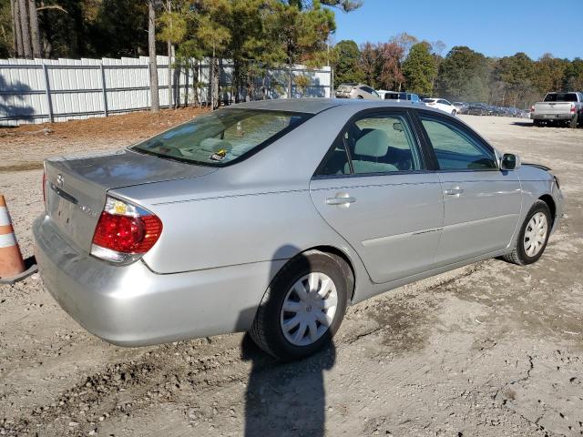 4T1BE30K65U630467 - 2005 TOYOTA CAMRY LE SILVER photo 3