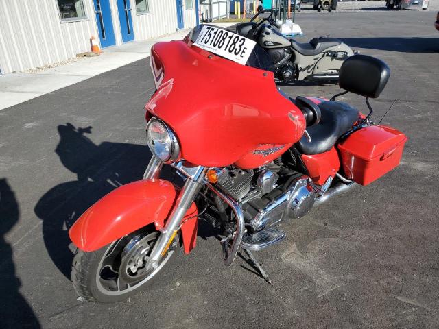 1HD1KB415AB643218 - 2010 HARLEY-DAVIDSON FLHX 红色 照片 2