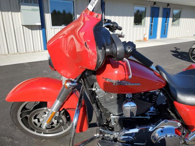 1HD1KB415AB643218 - 2010 HARLEY-DAVIDSON FLHX 红色 照片 9