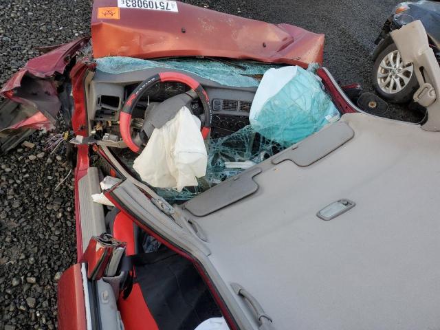 1Y1SK52862Z410234 - 2002 CHEVROLET PRIZM 4D BASE RED photo 8