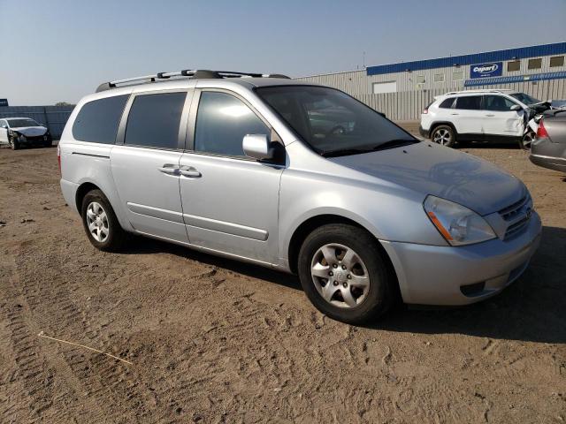 KNDMB233086244270 - 2008 KIA SEDONA EX SILVER photo 4