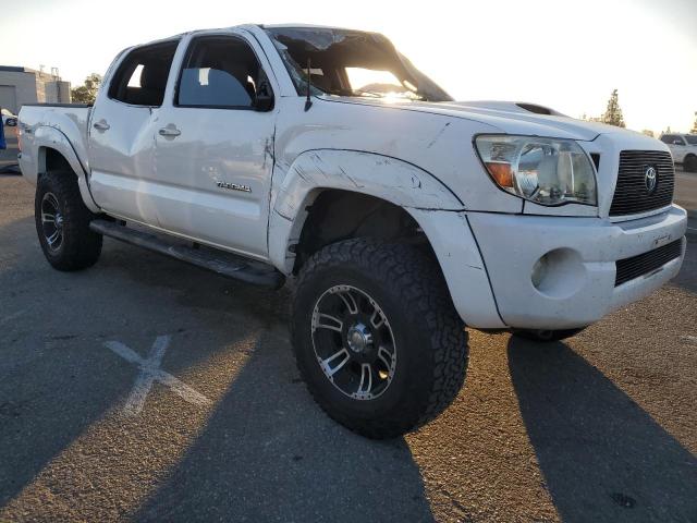 3TMJU62N97M034904 - 2007 TOYOTA TACOMA DOUBLE CAB PRERUNNER WHITE photo 4