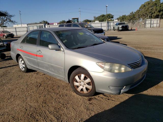 4T1BE30K16U658209 - 2006 TOYOTA CAMRY LE GRAY photo 4