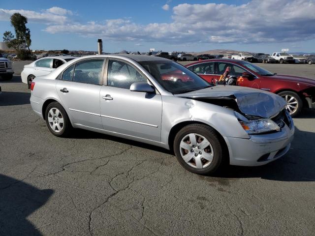 5NPET4AC4AH646160 - 2010 HYUNDAI SONATA GLS SILVER photo 4