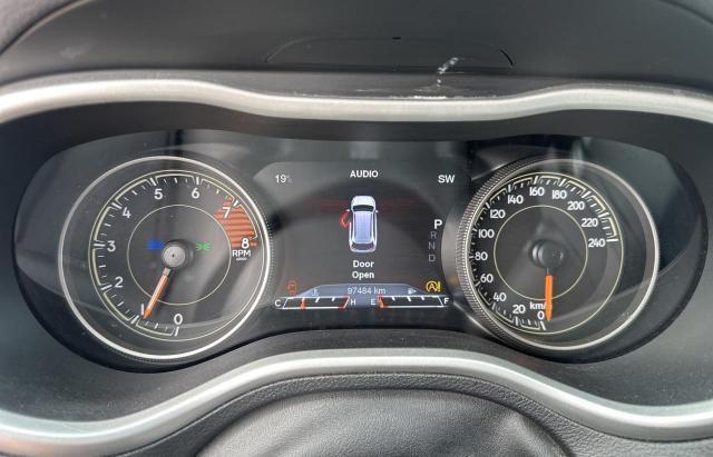 1C4PJMBX0JD504698 - 2018 JEEP CHEROKEE TRAILHAWK BLACK photo 8