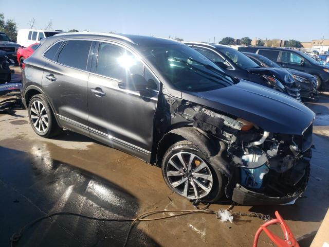 5LMCJ3C99KUL08844 - 2019 LINCOLN MKC RESERVE GRAY photo 4