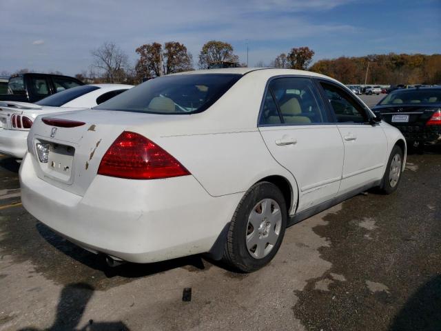 1HGCM56406A075276 - 2006 HONDA ACCORD LX WHITE photo 3